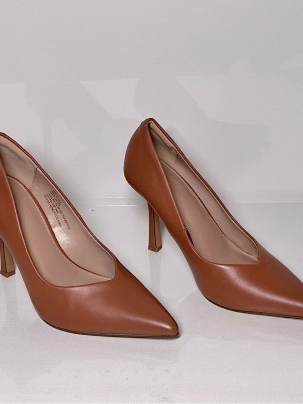 FARYL by Farylrobin Gaia Leather Pumps